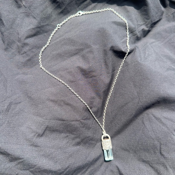 Numi Olive Necklace - Picture 3 of 8